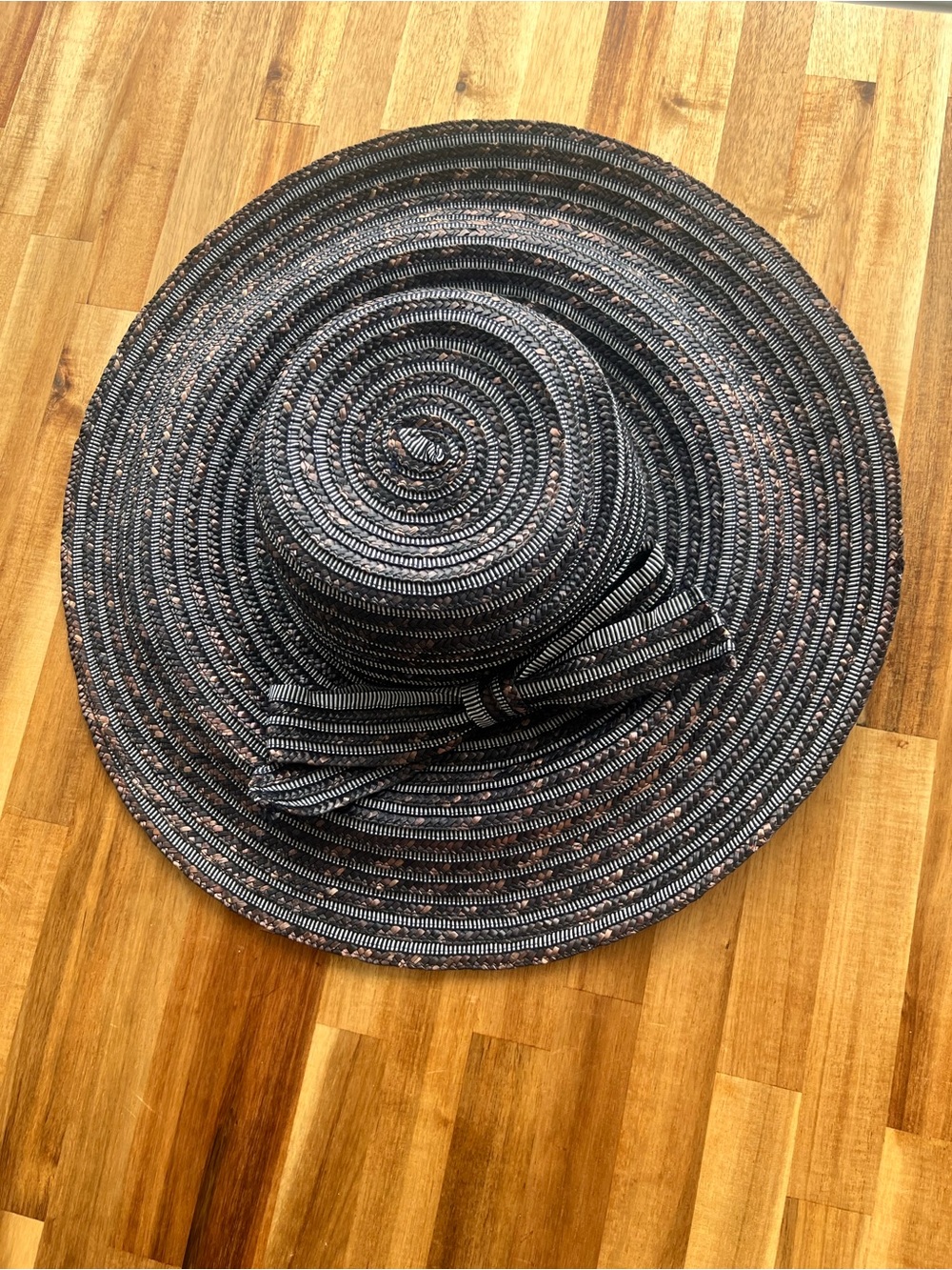 Woven Wide-Brim Sun Hat – Navy